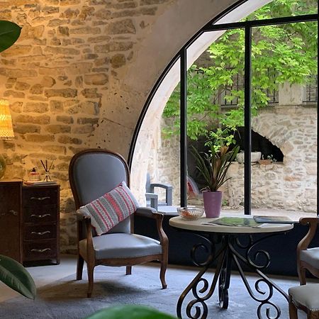 Bed and Breakfast Domaine Forvent Saint-Julien-de-Peyrolas Exterior foto
