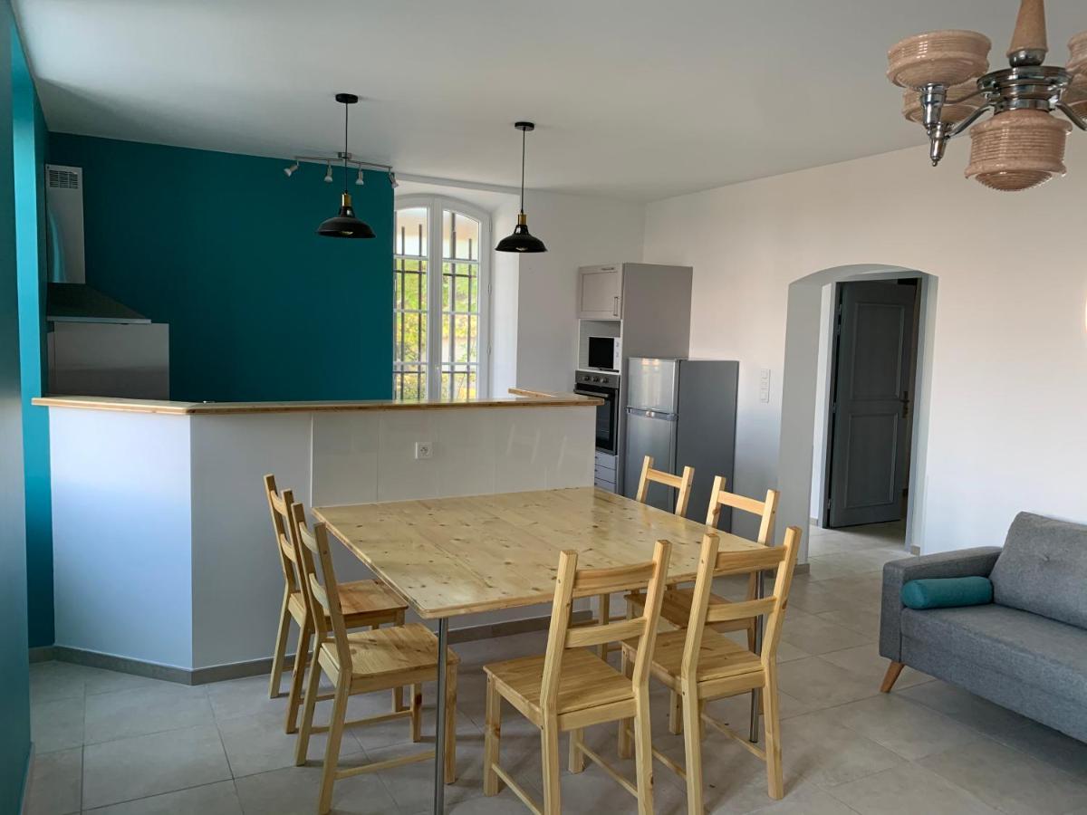 Bed and Breakfast Domaine Forvent Saint-Julien-de-Peyrolas Exterior foto