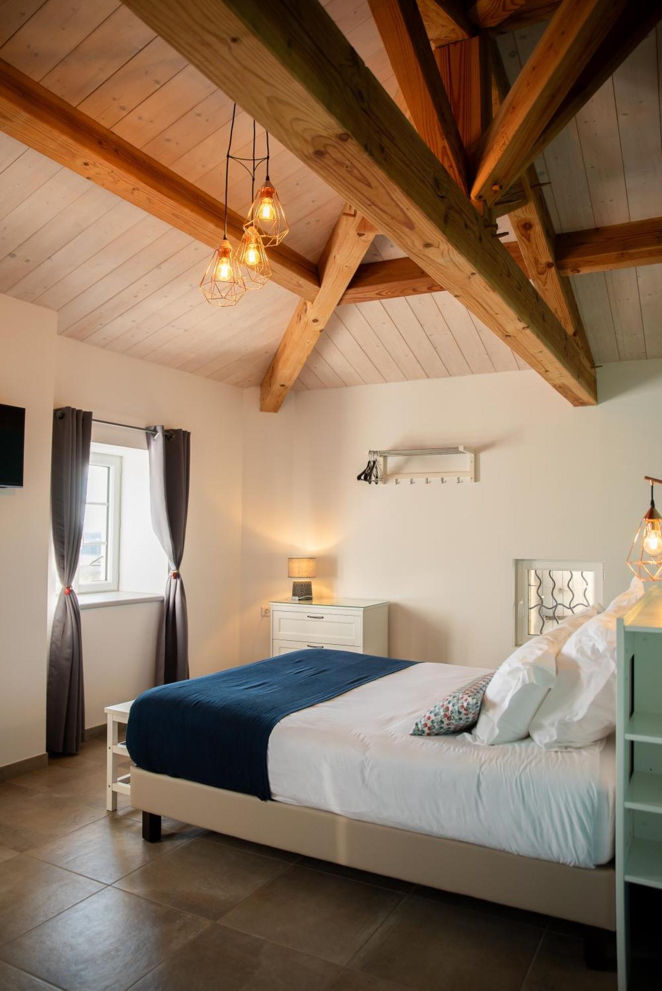 Bed and Breakfast Domaine Forvent Saint-Julien-de-Peyrolas Exterior foto