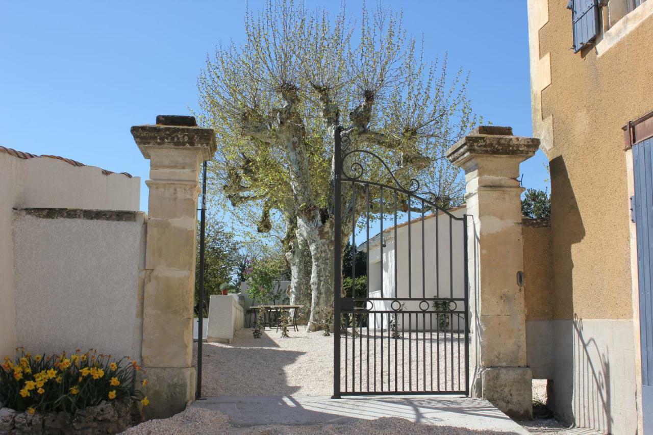 Bed and Breakfast Domaine Forvent Saint-Julien-de-Peyrolas Exterior foto