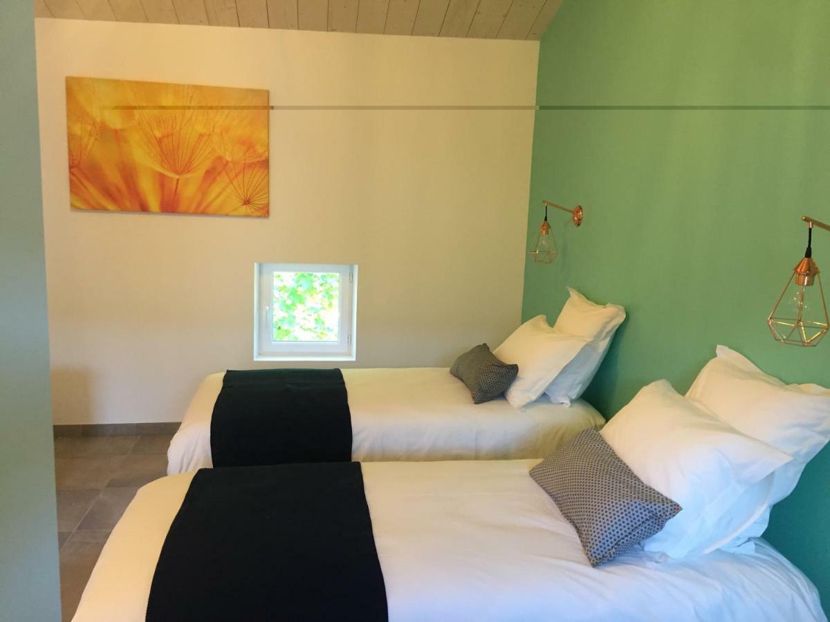 Bed and Breakfast Domaine Forvent Saint-Julien-de-Peyrolas Exterior foto
